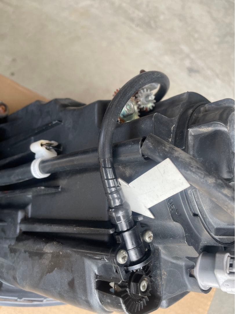 だ*。様 光軸ケーブル 新品交換済み 三菱 アイ HA1W ヘッドライト 左右