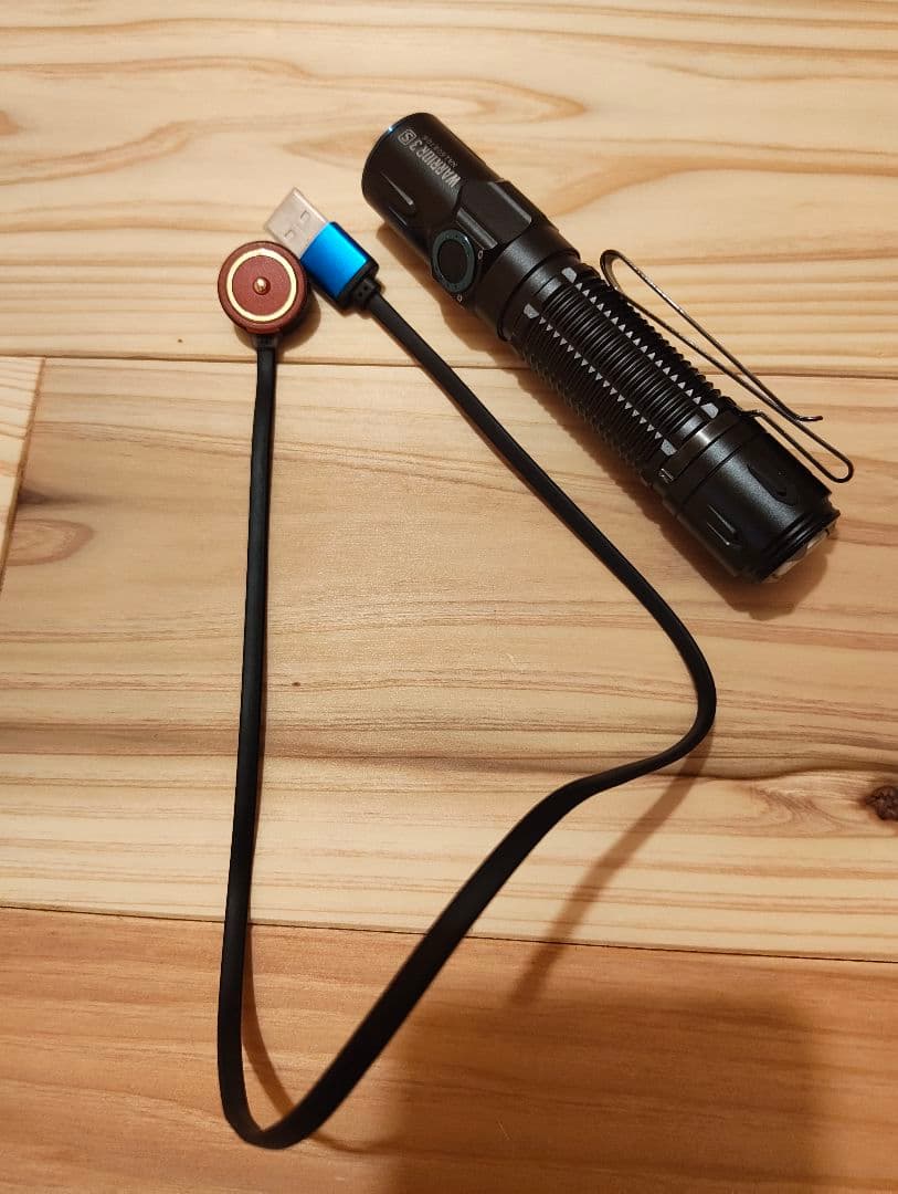 WARRIOR 3S 懐中電灯 LED 黒　オーライト　充電ケーブル付き