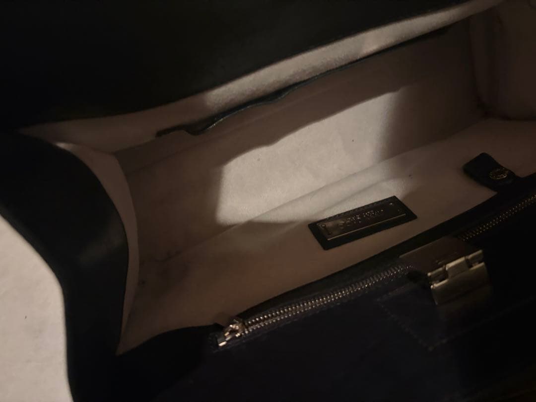 JIMMY CHOO/ジミー チュウ　スタッズ付きハンドバック