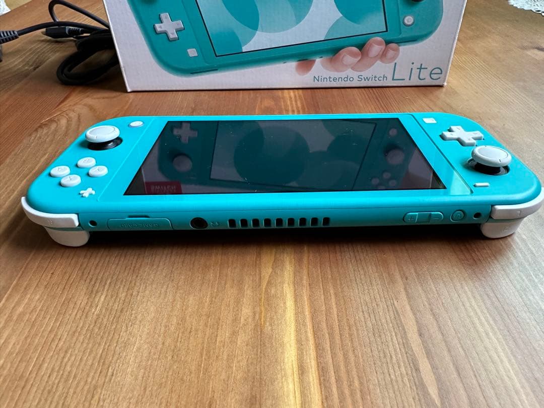 【箱付き美品】Nintendo Switch Liteターコイズ/動作確認済