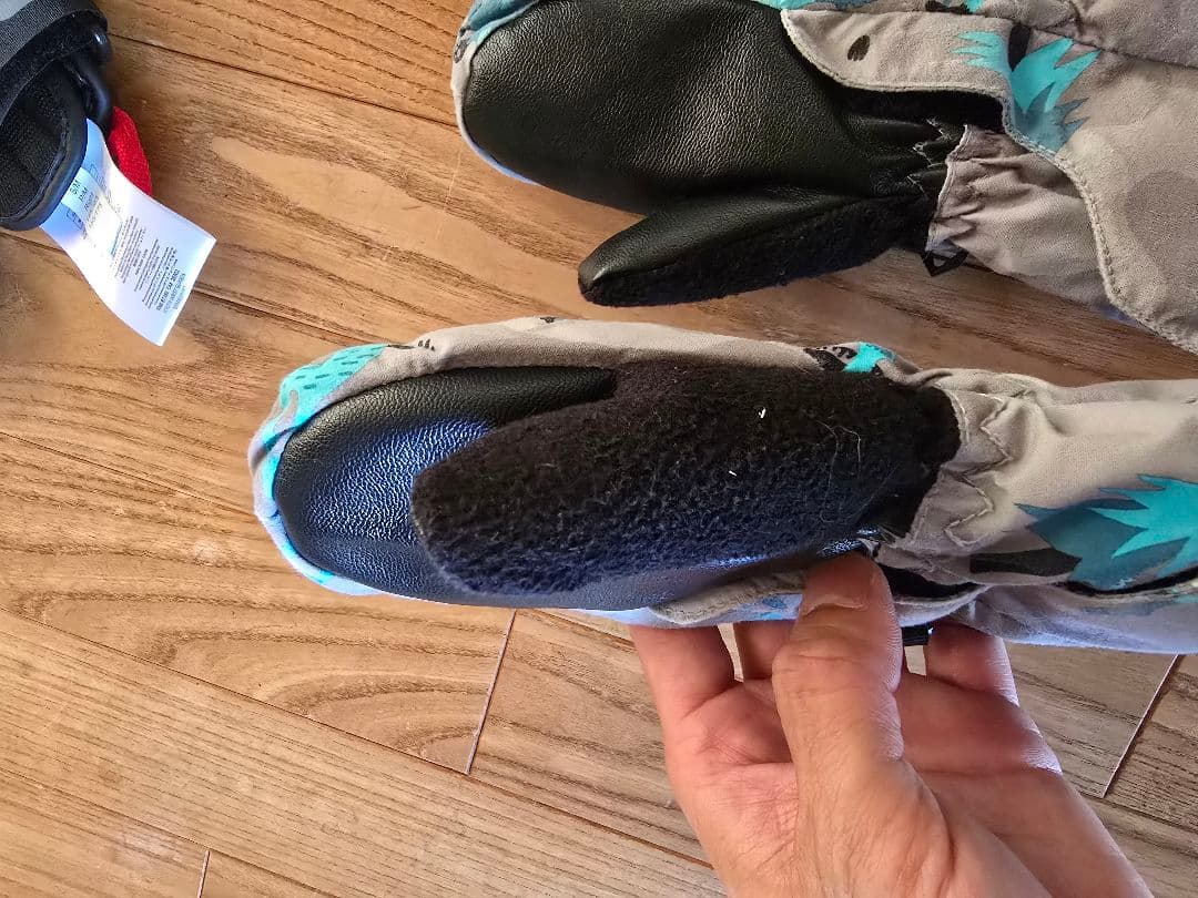 バートン キッズ ワンピース 4T ミトン＆リストガード付