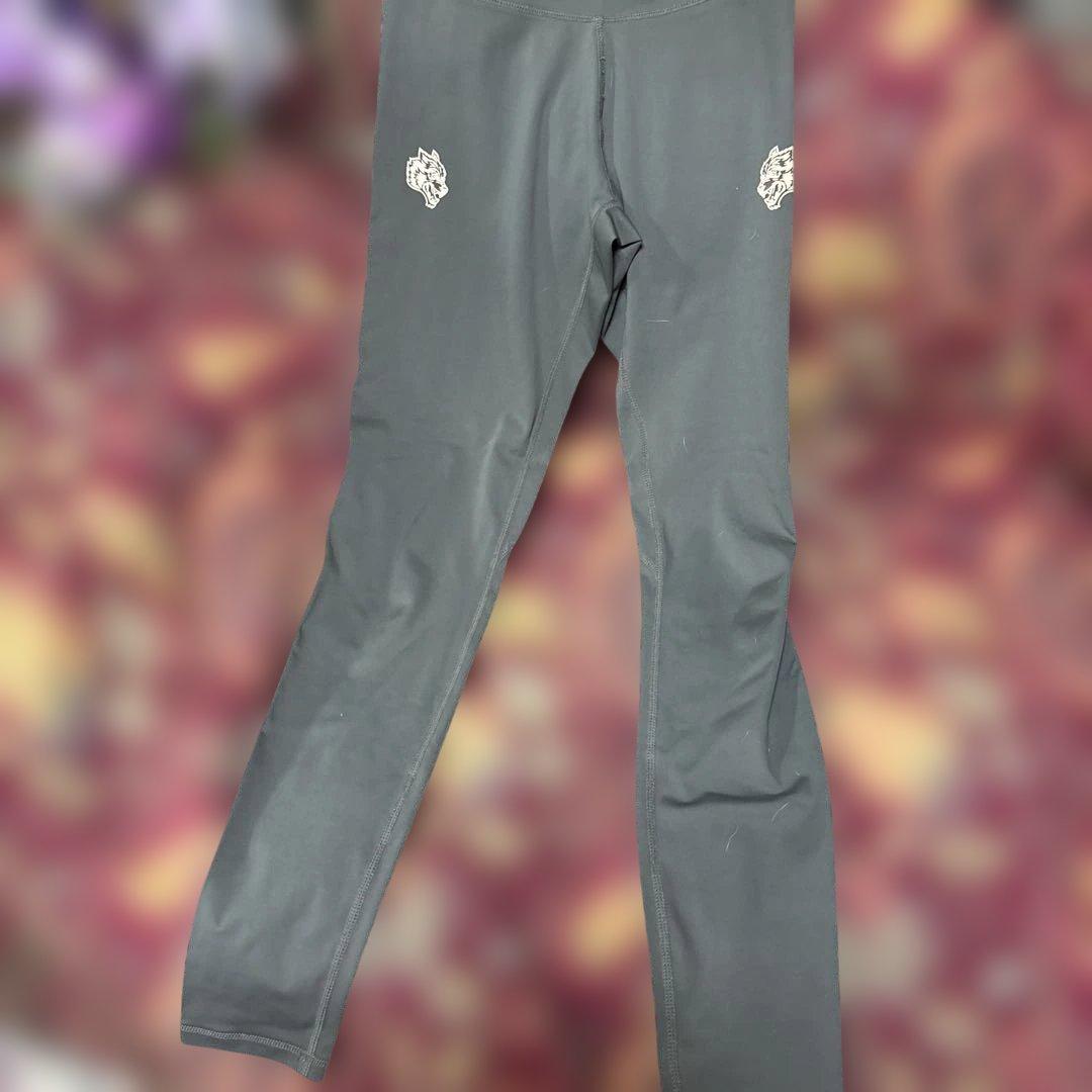 週末限定お値下げ☆ダルクスポーツ☆カーキ☆small