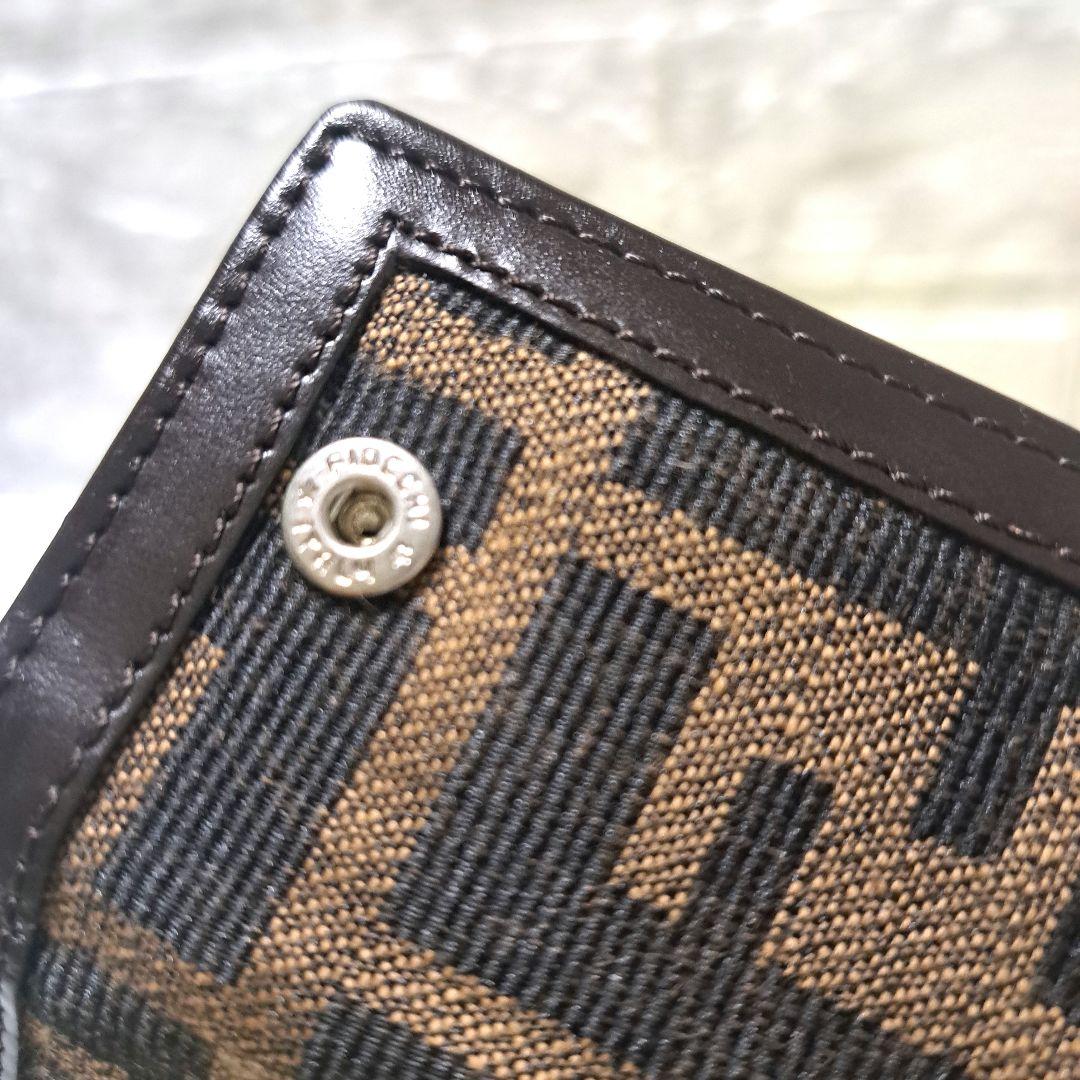 ✨️極美品✨️FENDI 6連キーケース　キャンバス×レザー ズッカ　ロゴ入り