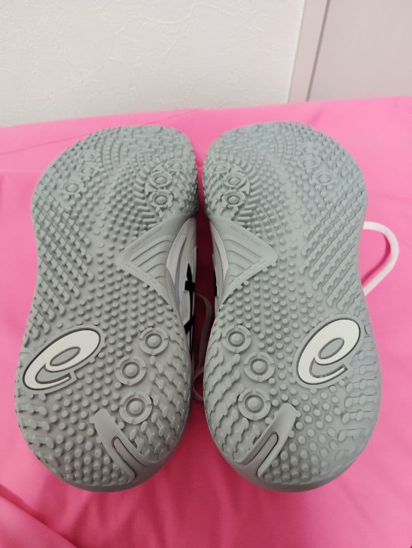 新品GEL-RESOLUTION X OC25.5 (ホワイト/ブラック)2E