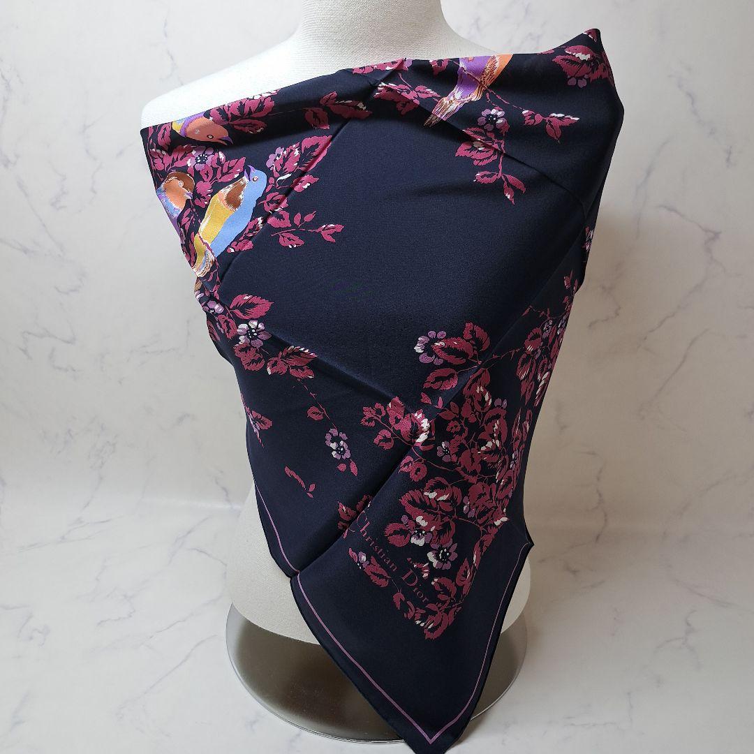 ピ*ネ様 20251216　クリスチャンディオール　スカーフ　花　鳥　ネイビー