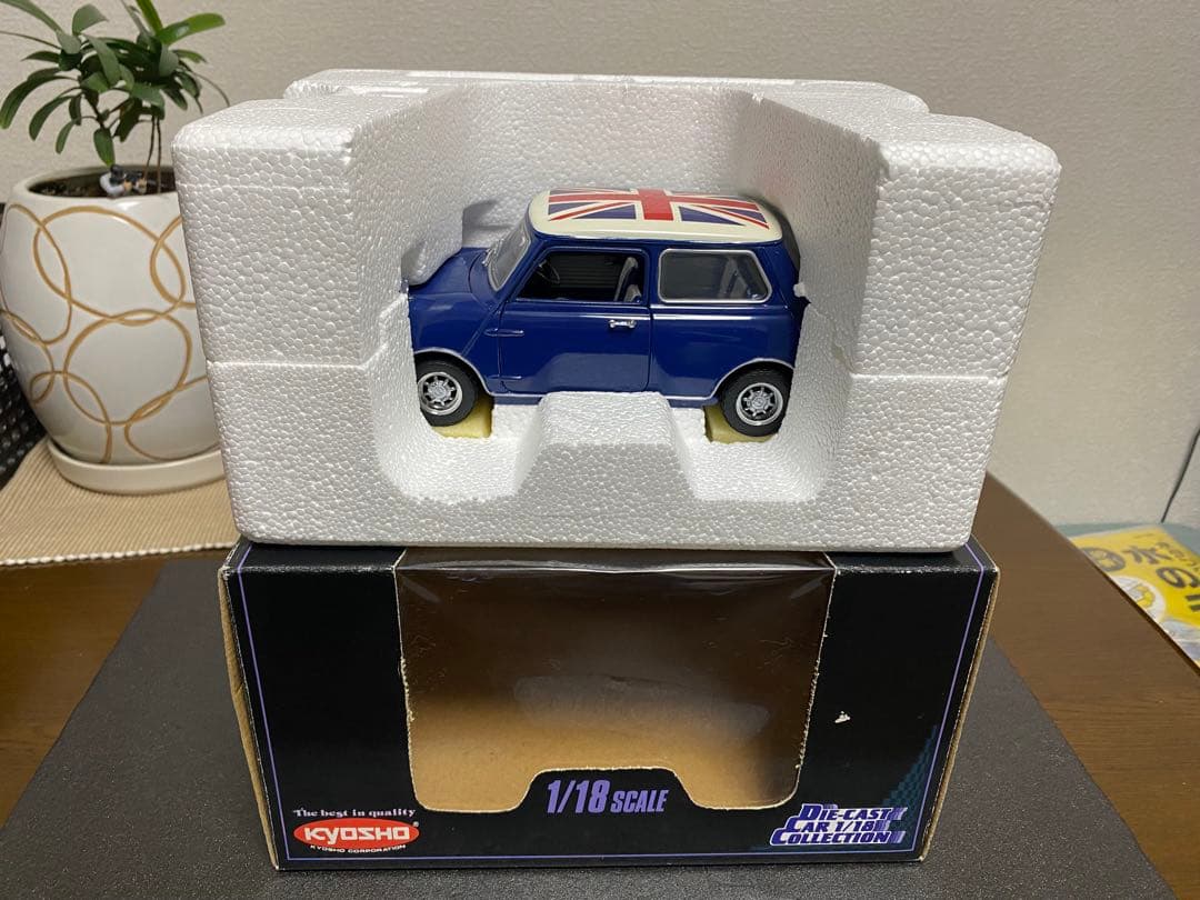 京商　　1/18 ミニクーパー