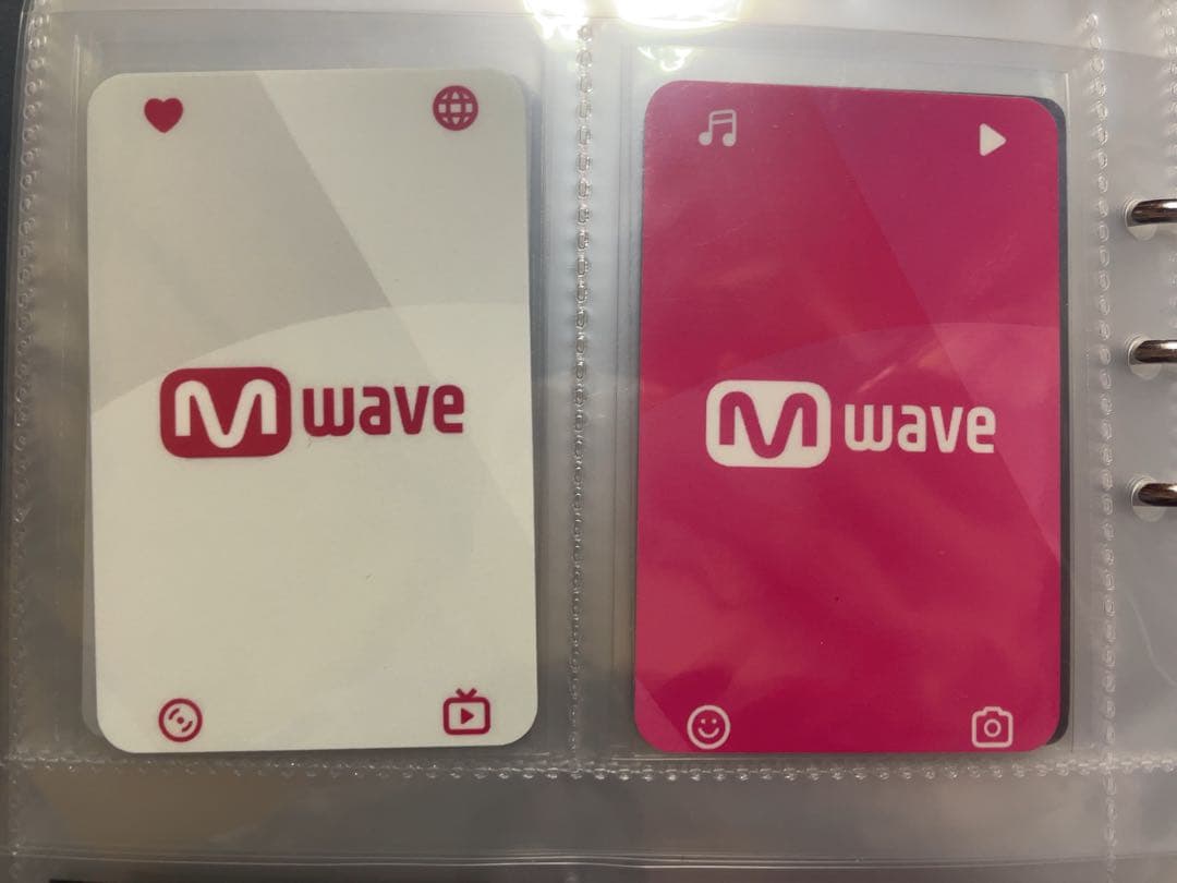 イェナ　LOVE WAR mwave トレカ
