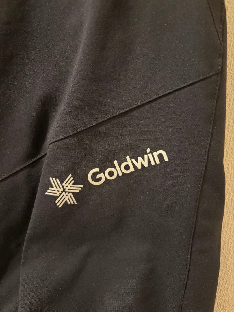 Goldwin スキーウェアセット (ジャケット・パンツ)