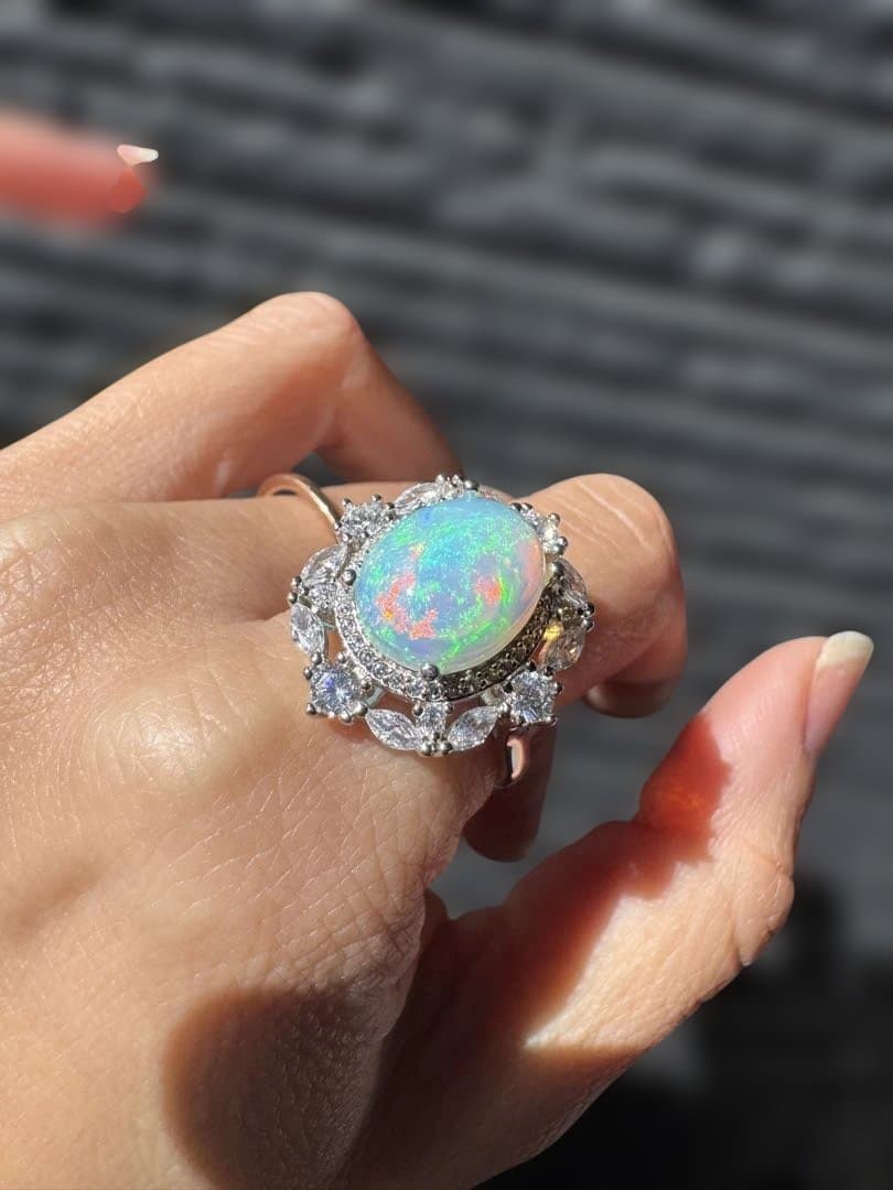 新作　天然石水オパール遊色綺麗極彩ルース3.050ct 鑑ソ付