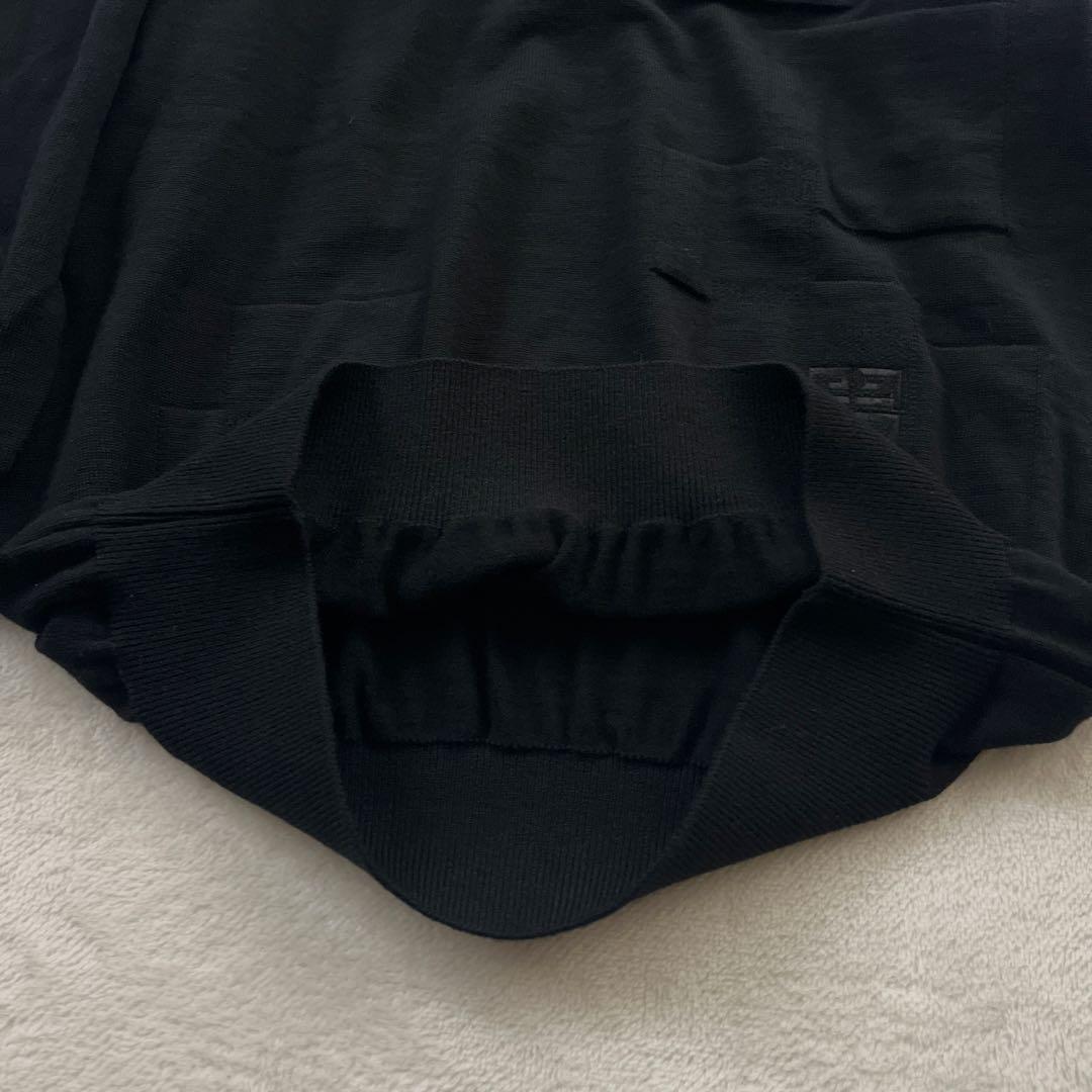 ●未使用品　ジバンシー　ニット　セーター　ゴルフ　ブラック　刺繍ロゴ