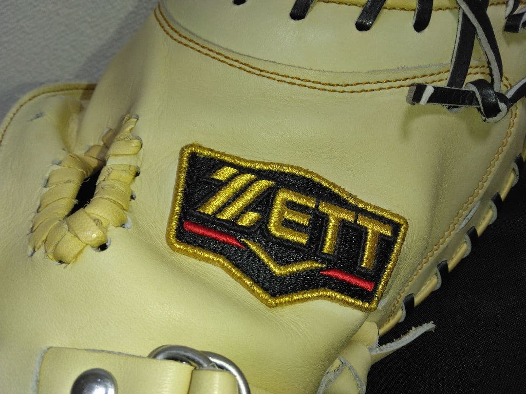 ゼットプロステイタス軟式キャッチャーミット