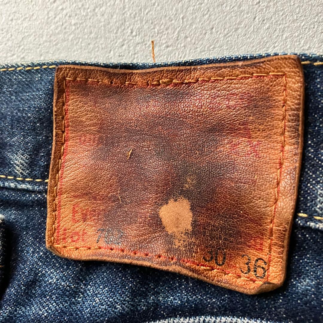 f*1様 90s 日本製　リーバイス702xx W30