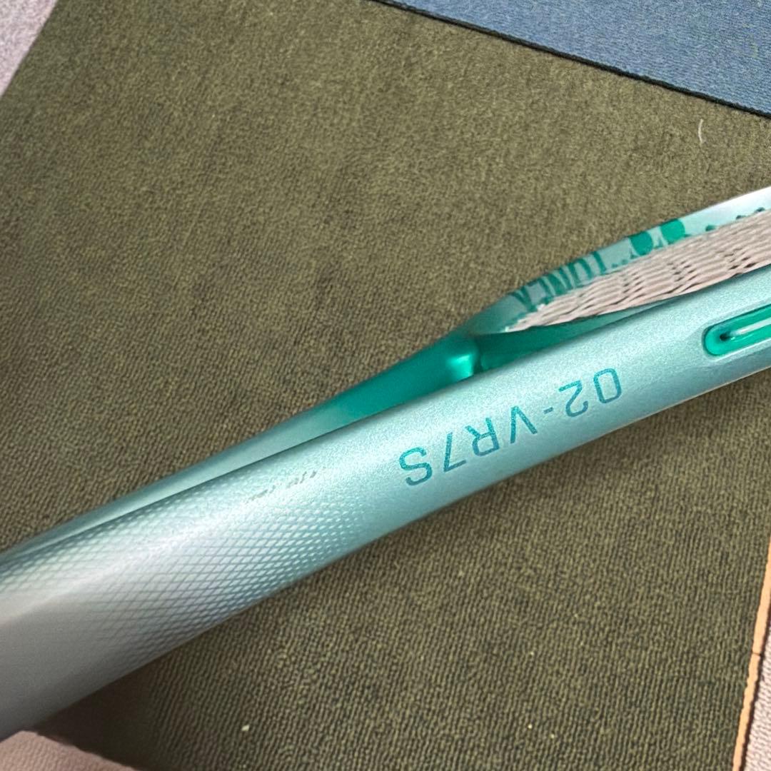 12番緑色テニスラケット(軟式用)