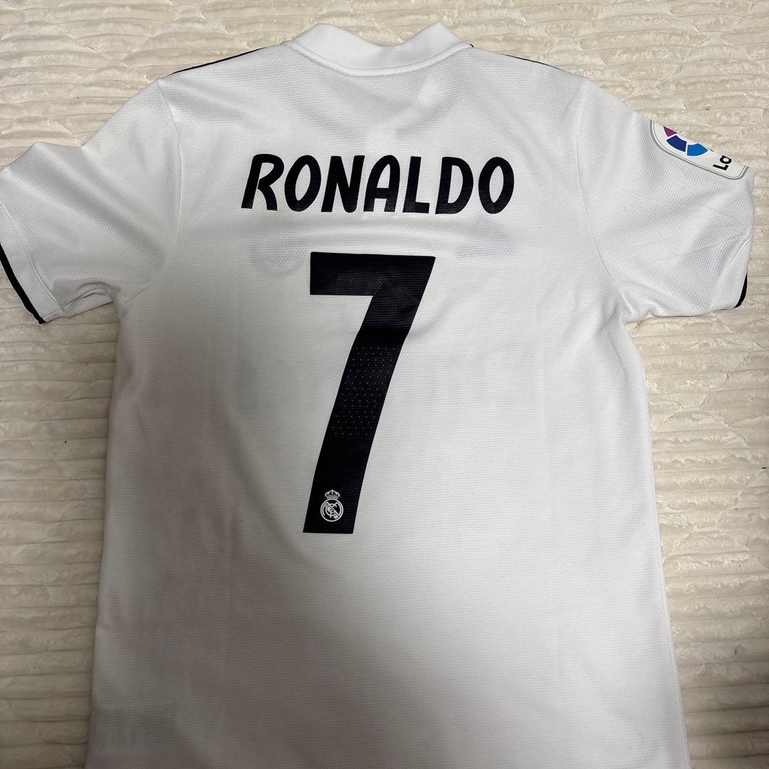 Real Madrid Ronaldo 7 シャツ