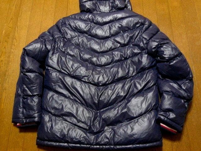 【大きい】XL日本サイズ位新品トミーヒルフィガーUSA限定蓄熱ダウンジャケット