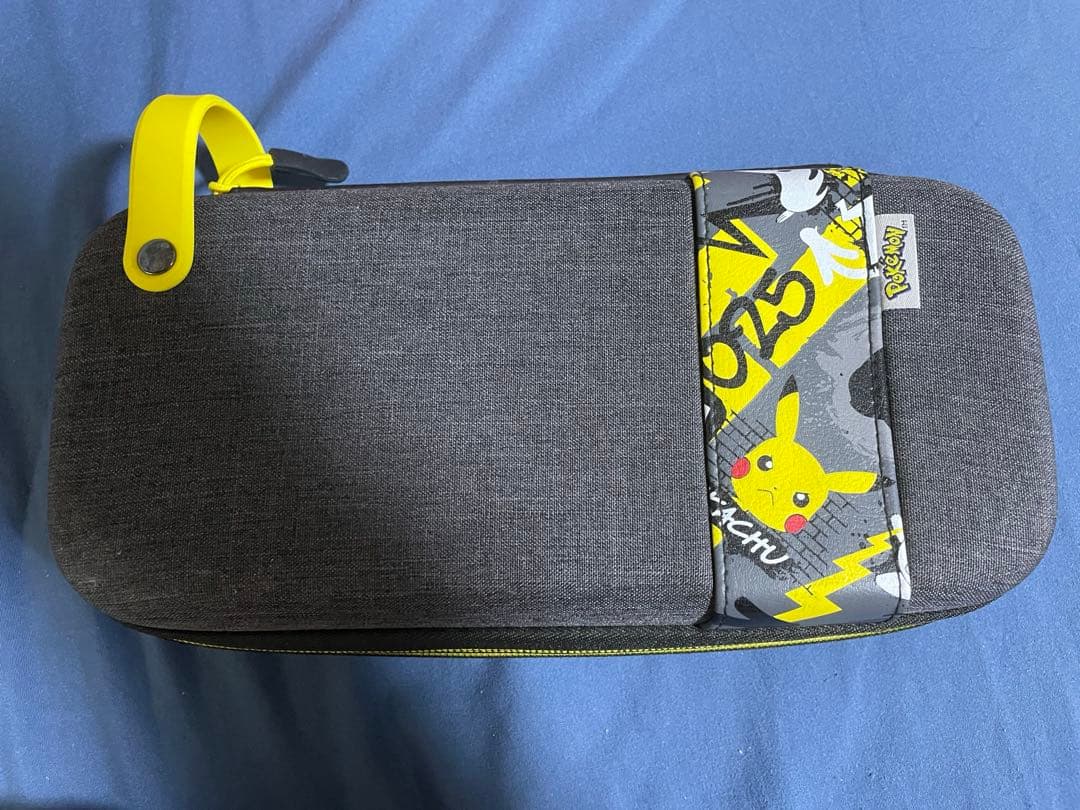 【極美品】NintendoSwitch本体+ピカチュウセット