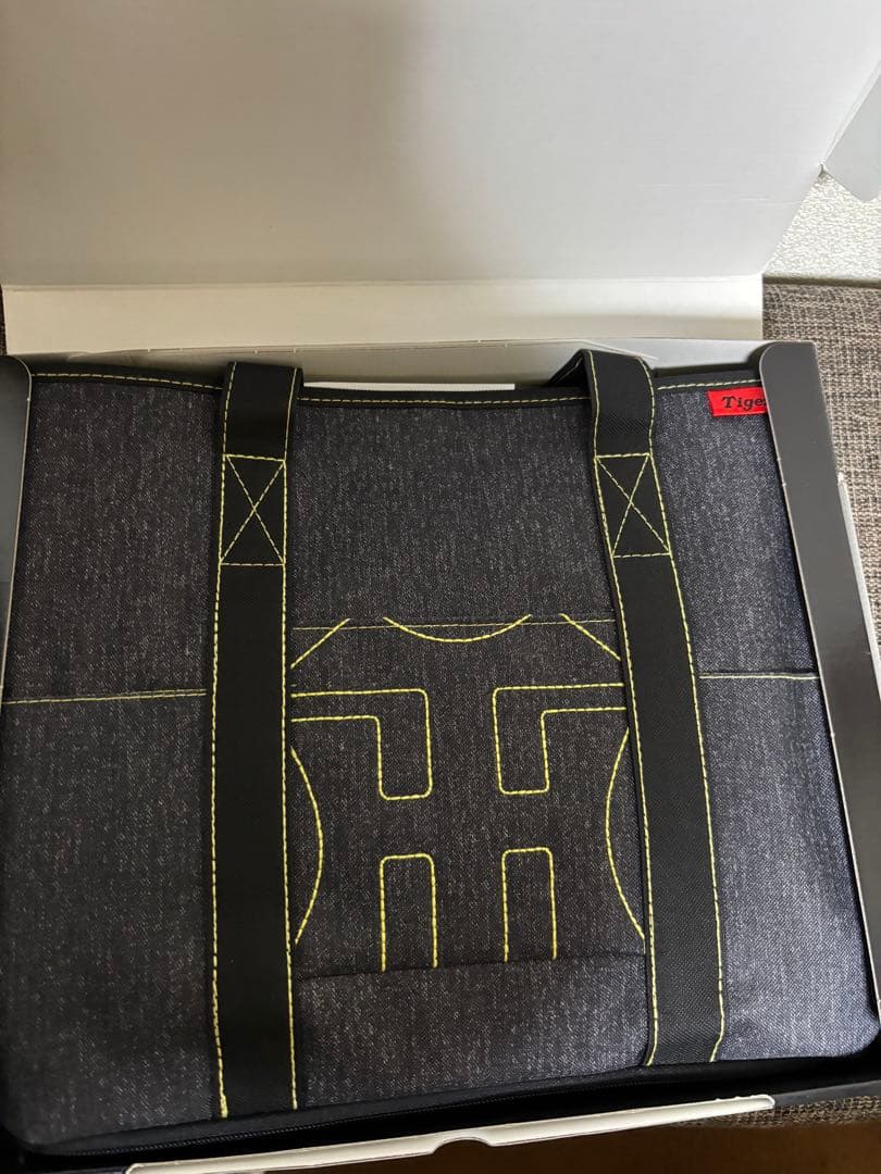 2015年限定　阪神タイガース　野球観戦用　バッグ