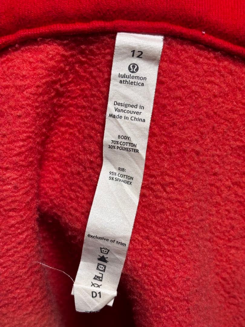 lululemon パーカー