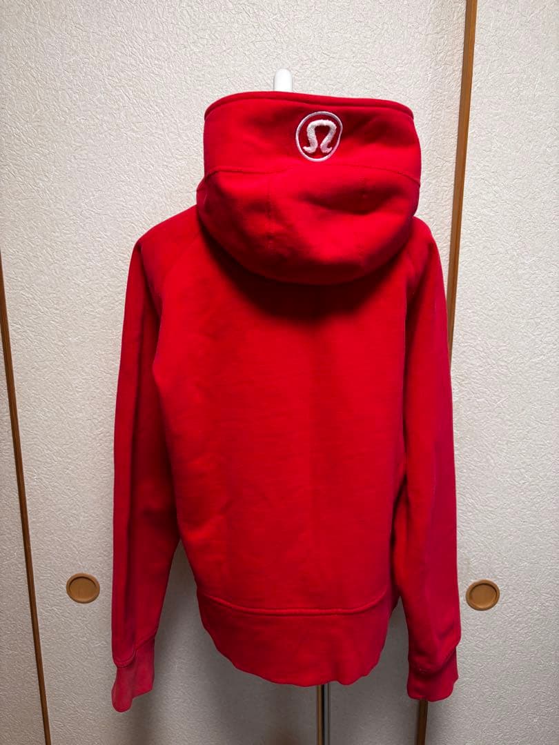 lululemon パーカー