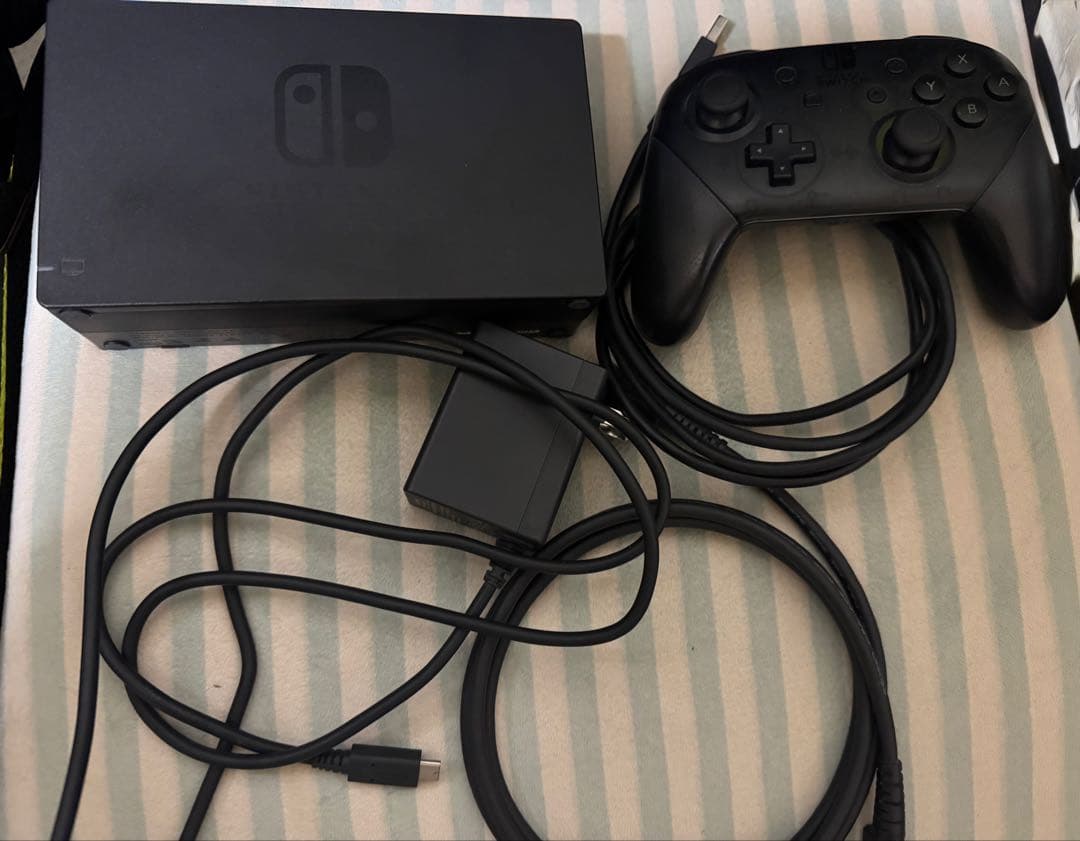 【中古品】Nintendo Switch 本体 青/赤 【一部ジャンク】