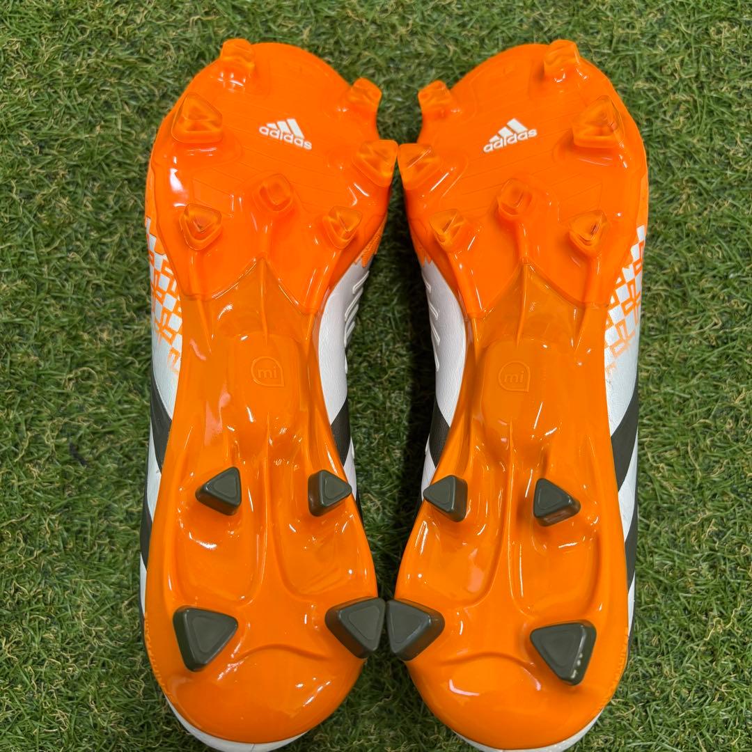 【即日発送 希少 未使用】adidas プレデターリーサルゾーン FG 26cm