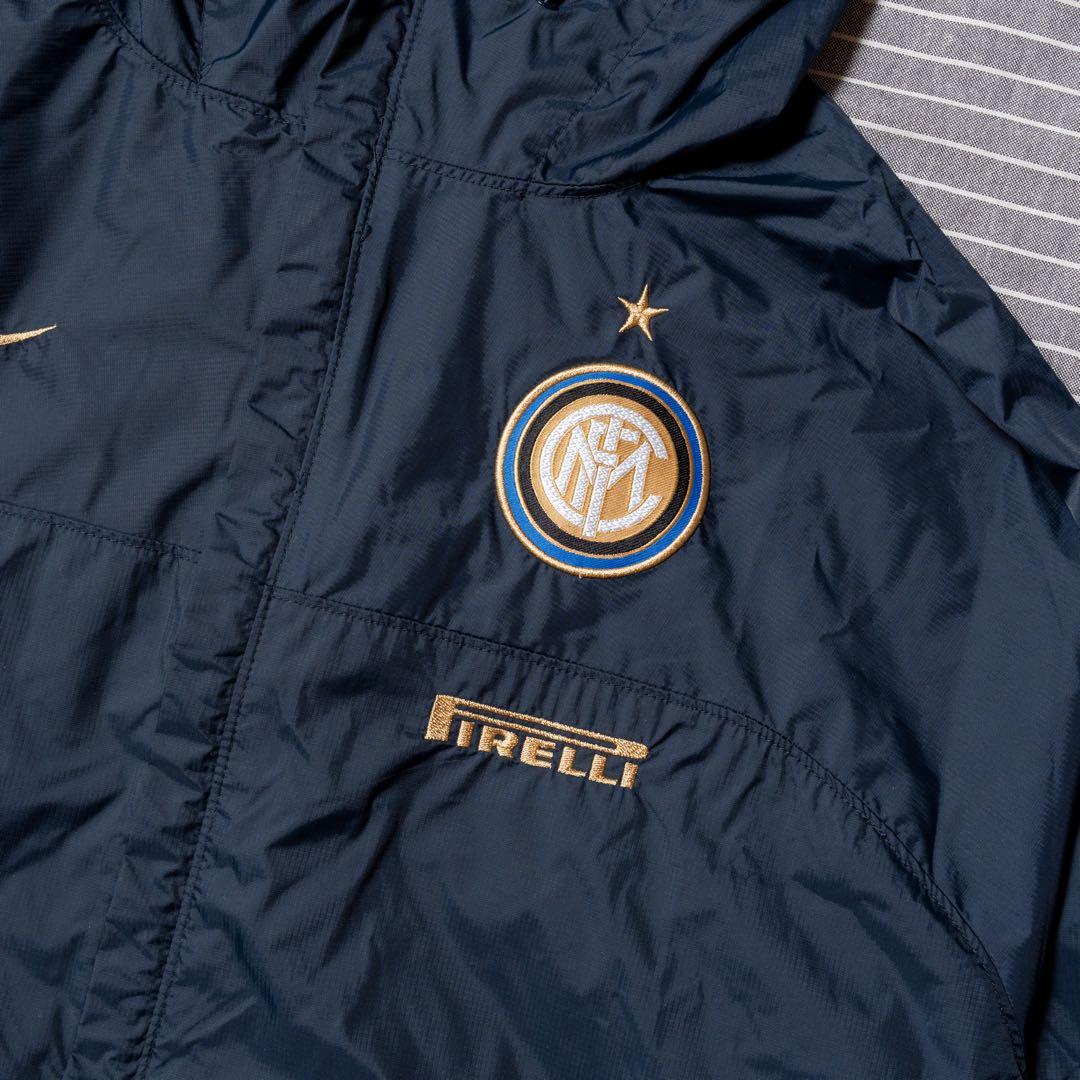 Nike インテル・ミラノ ナイロンジャケット フード付き Lサイズ