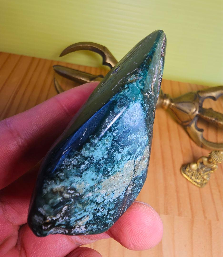 出雲の青石 原石