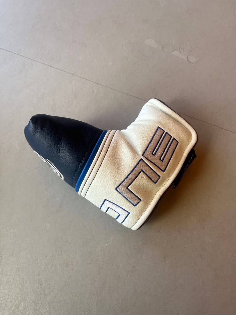 オデッセイ Ai-ONE DOUBLE WIDE DB 33インチ パター