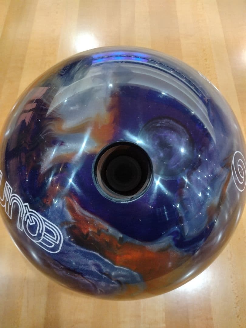 ストーム イクイノックス 15ポンド パワーエッジ仕上げ ボウリングボール