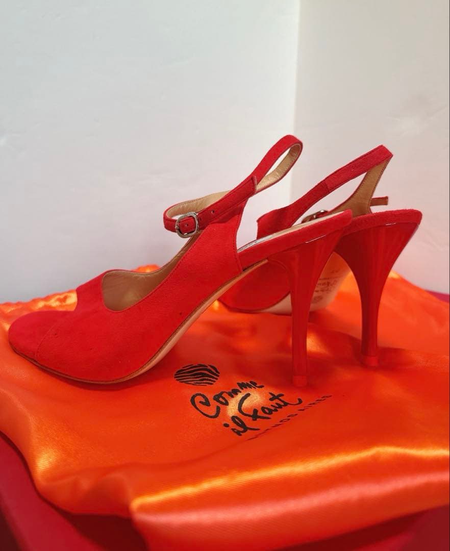 未使用新品Comme il Faut 赤スウェード　バックストラップ37