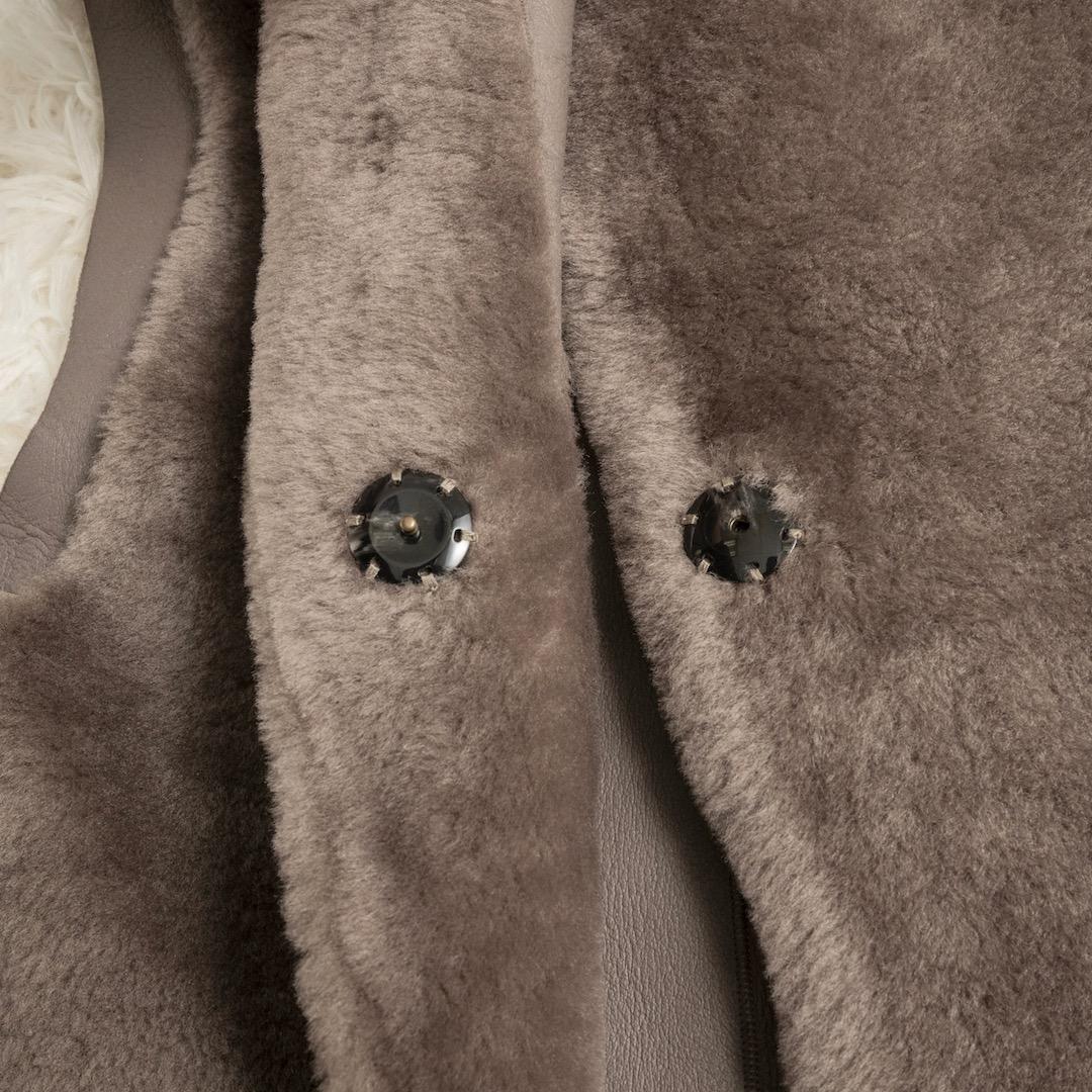 Whim Gazette ウィムガゼット 2024AW ムートンベスト モカ