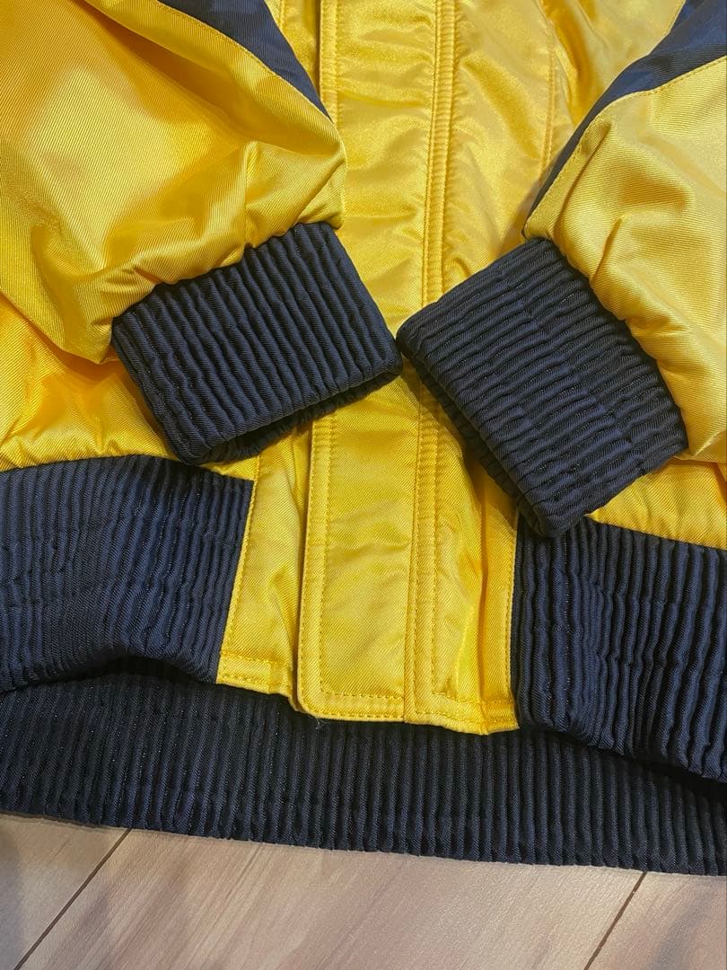 読売巨人ジャイアンツスタジャン　ブルゾン