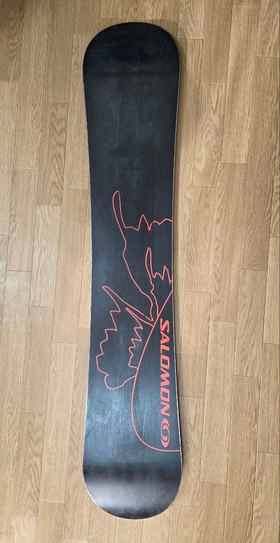 SALOMON IVY-143 スノーボード 板　おまけ　カバー付き