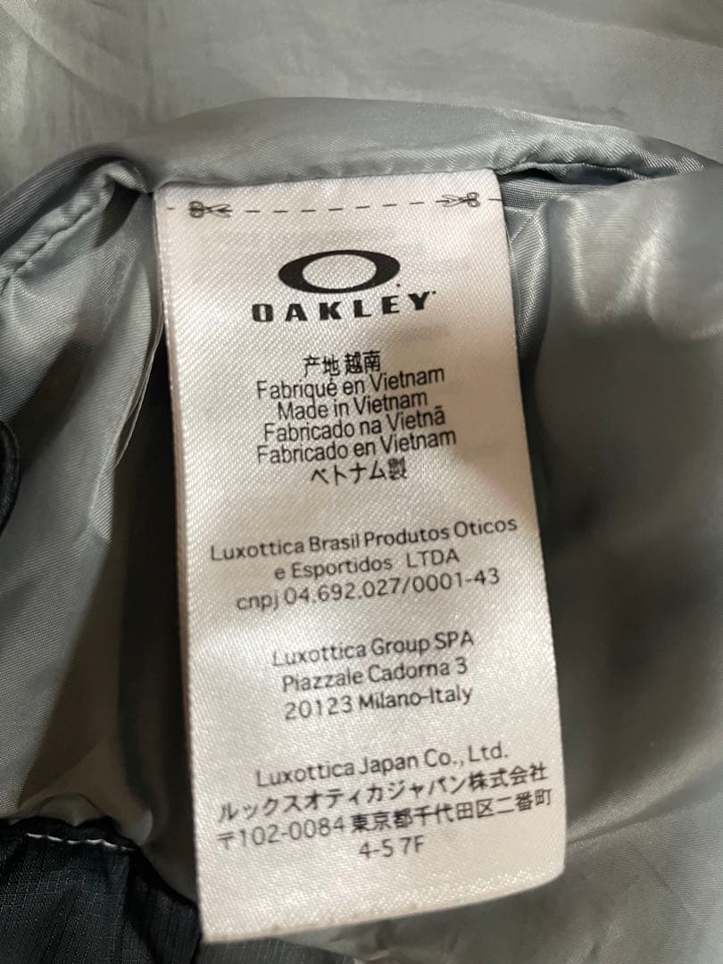 OAKLEY 中綿ジャケット XL 迷彩柄 保温 防寒フード付