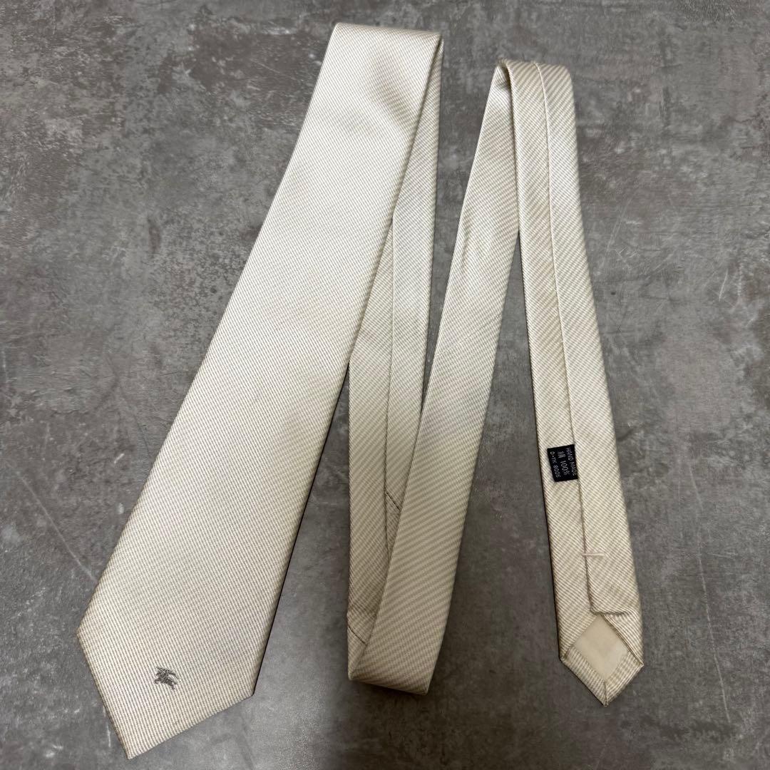 【✨美品✨】BURBERRY バーバリー ネクタイ ホワイト ストライプ 結婚式