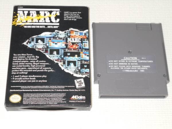 FC★NARC NES 海外版(国内本体動作不可)★箱付・説明書付・ソフト付