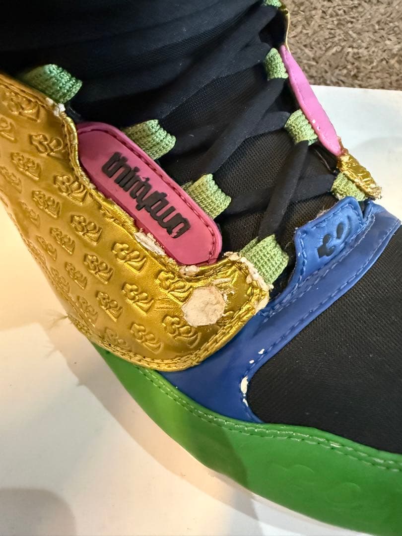 【thirtytwo】 サーティーツースノーボードブーツ