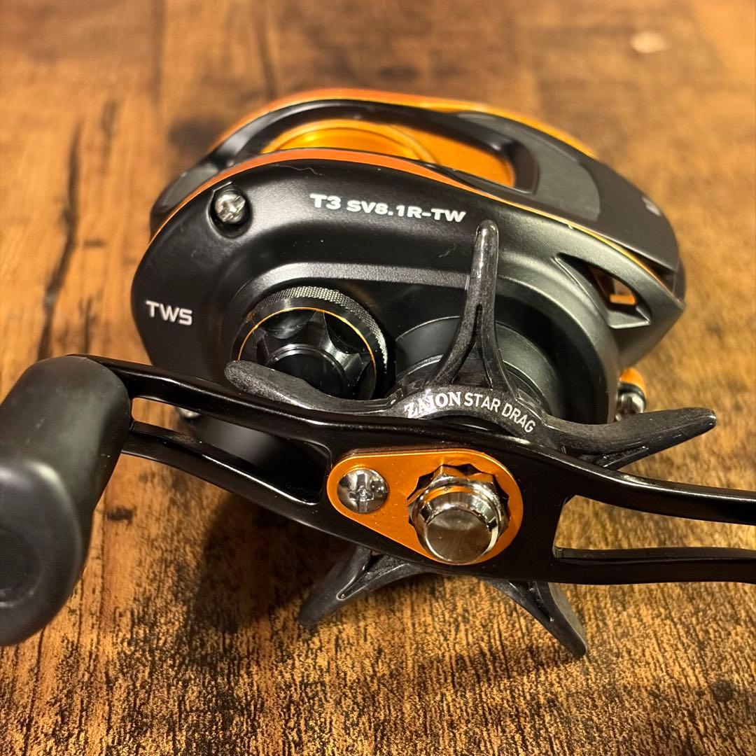 【美品】ダイワ　DAIWA T3 SV8.1R-TW 右ハンドル