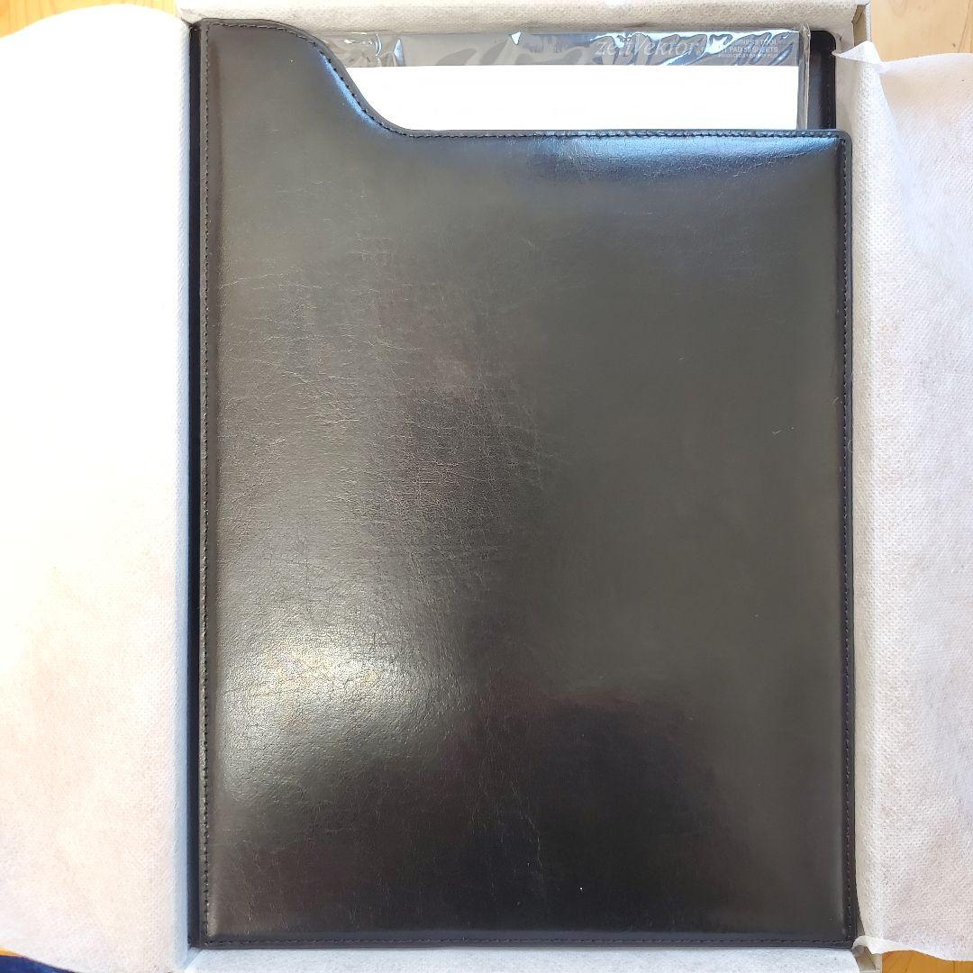 新品 zeitVektor クリップファイル ブラック A4 革製 360°