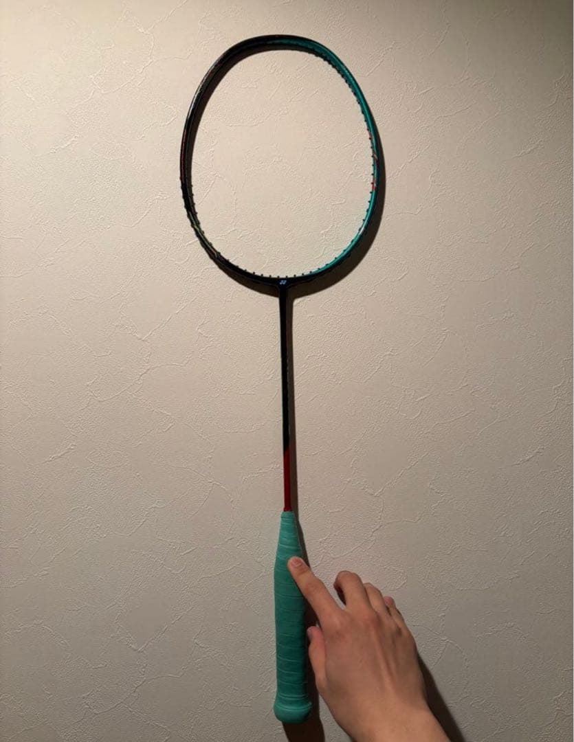 【美品廃盤】YONEX アストロクス88s 4ug5 バドミントンラケット