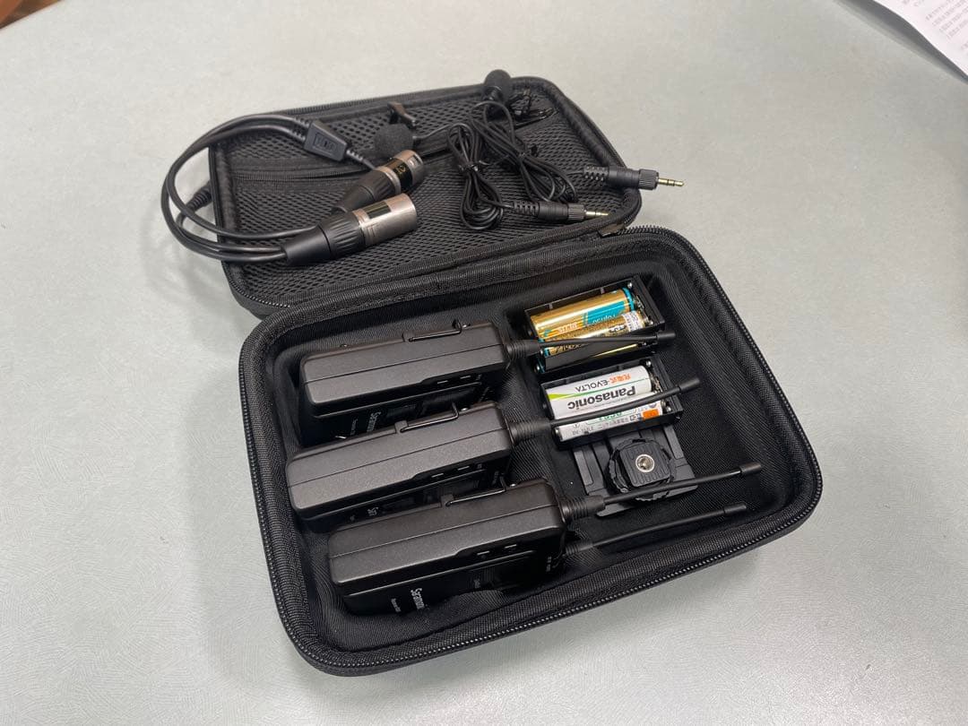 【使用2回】Saramonic ワイヤレスマイク　送信2台　2波受信　便利です