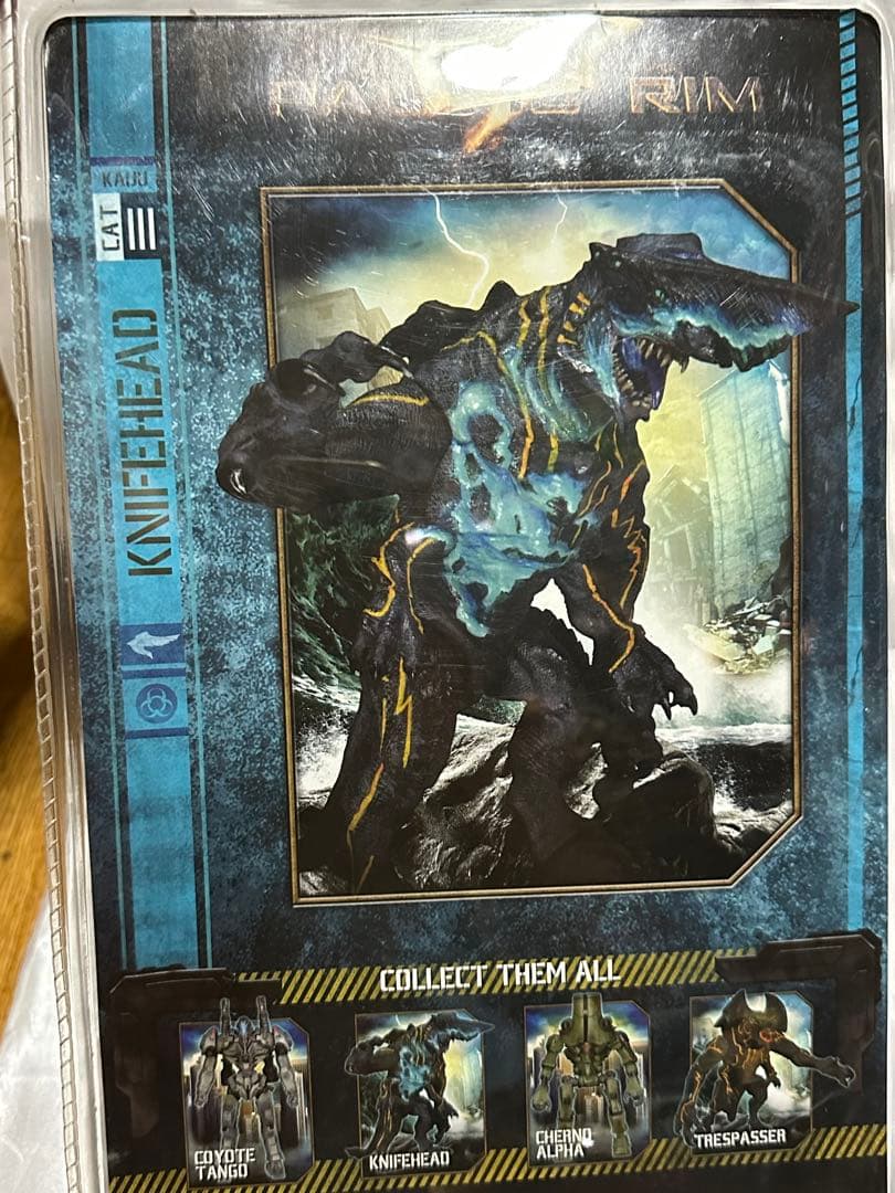 パシフィックリム KAJU KNIFEHEAD フィギュア 約25cm ［新品］