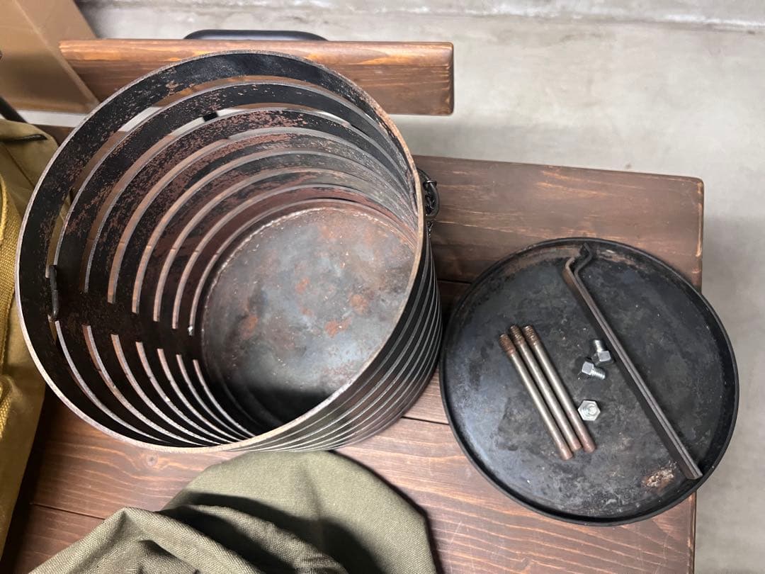 サンゾクマウンテン　マウンコス 焚き火台 黒