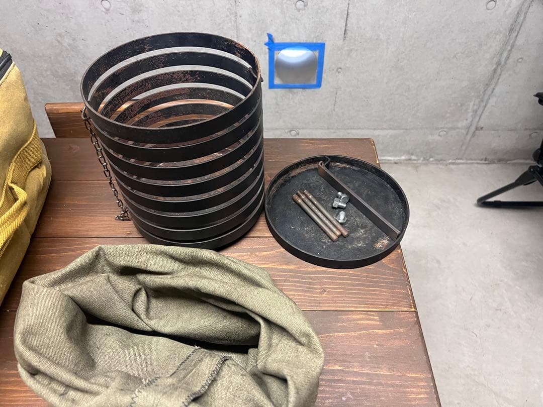 サンゾクマウンテン　マウンコス 焚き火台 黒