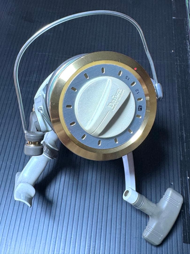 美品★ダイワ　サーフ　SURF-X 35A ★ 替えスプール付属