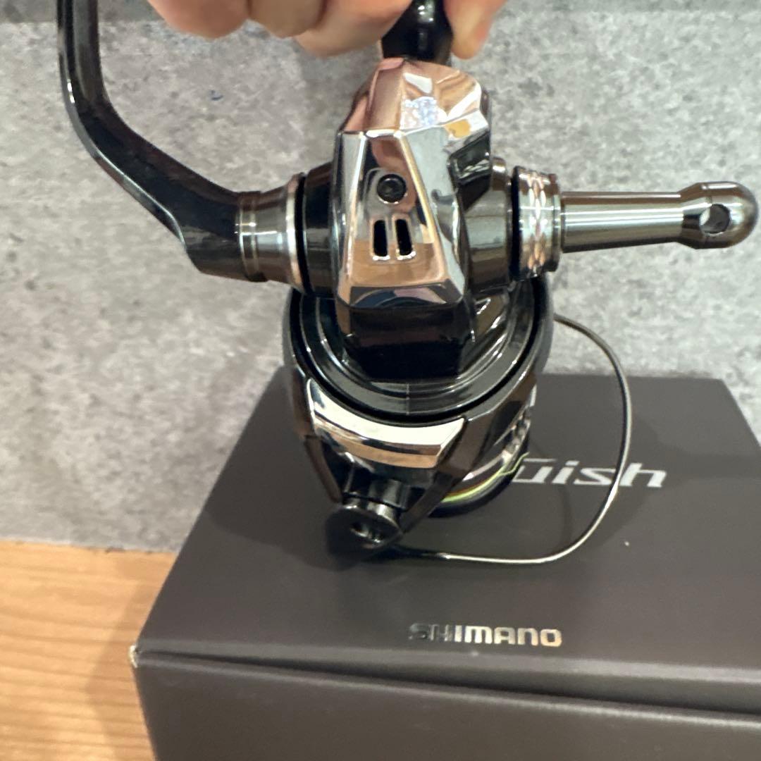 シマノ 23Vanquish C3000MHG 2500S替えスプール付き