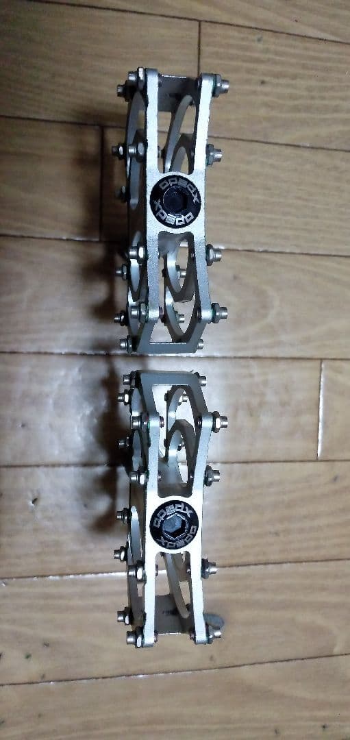 XPEDO XCF07AC フラットペダル シルバー/グリーン　255g