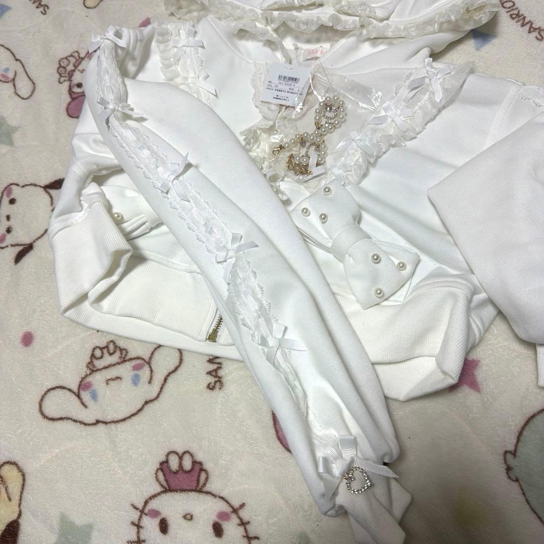 リズリサ リボンパーカー