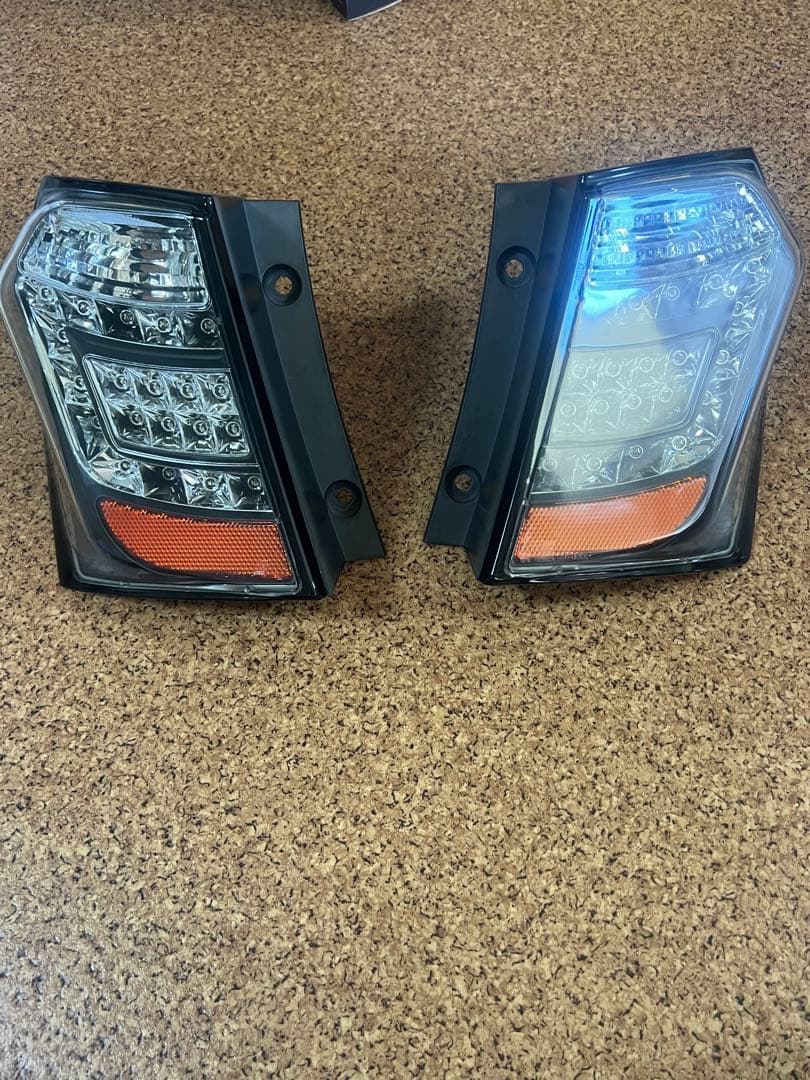 GB3フリード　スパイク　LED 社外テールライトまことさま専用