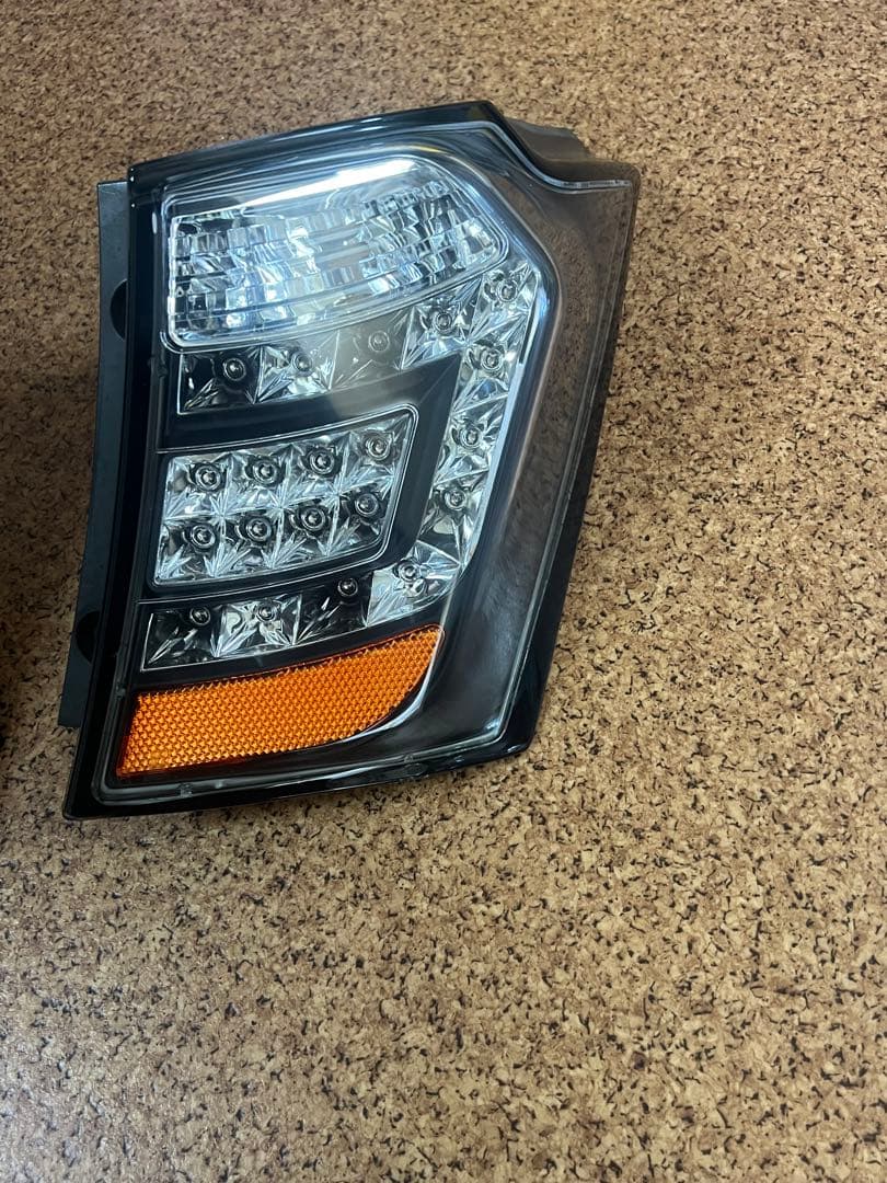 GB3フリード　スパイク　LED 社外テールライトまことさま専用